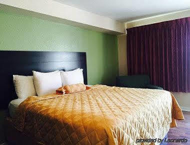 Executive Inn & Kitchenette Suites-Eagle Pass Exterior photo